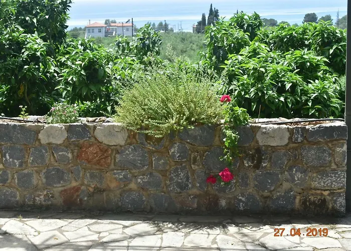 Ouranias Appartement *